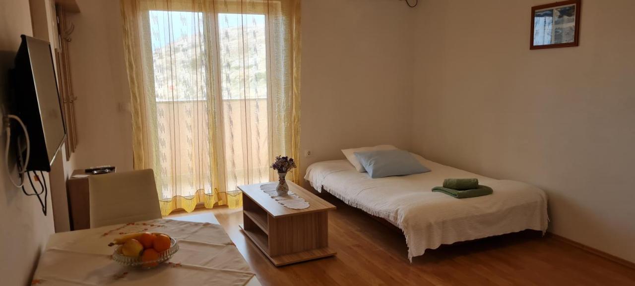 Apartments Zakarija Novalja Zewnętrze zdjęcie