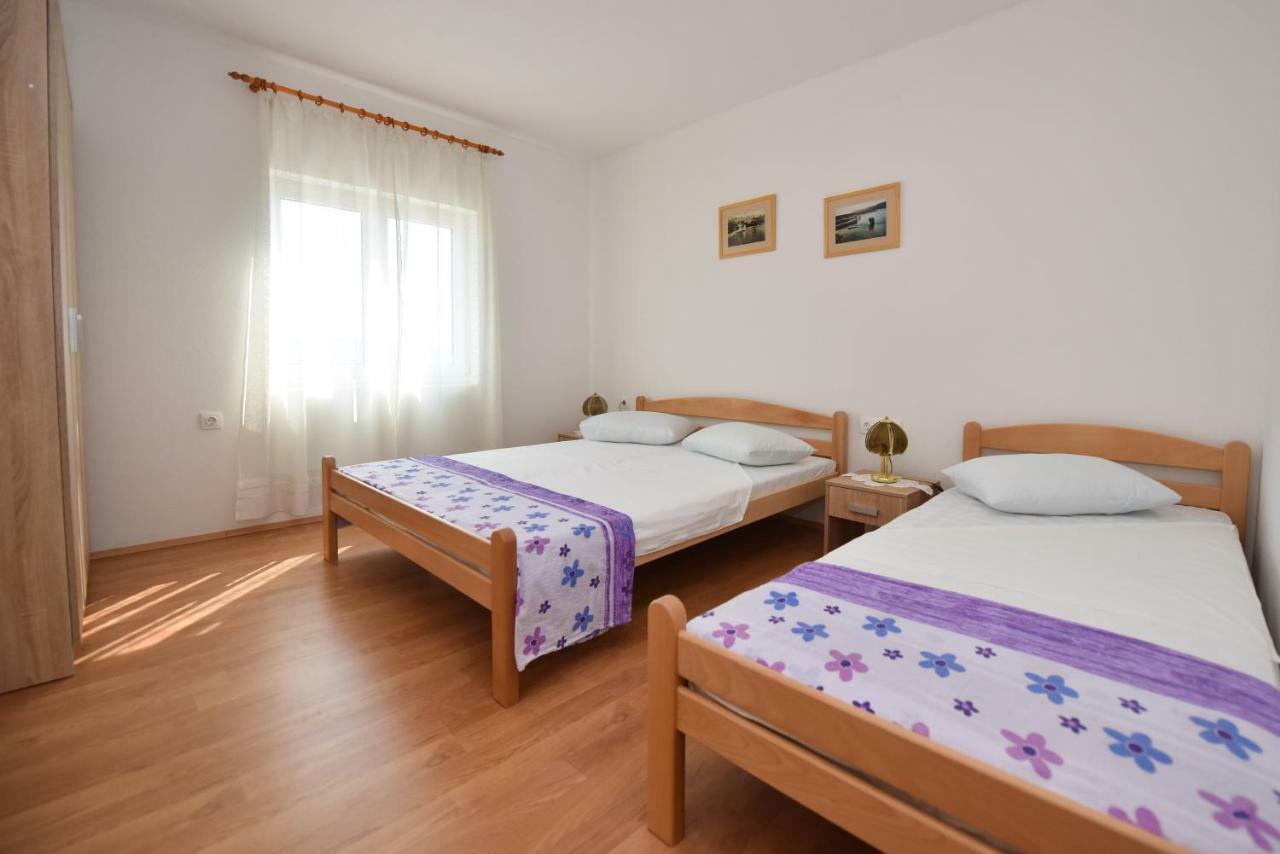 Apartments Zakarija Novalja Zewnętrze zdjęcie